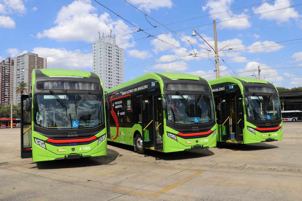 Eletra entrega mais 15 ônibus elétricos para São Paulo